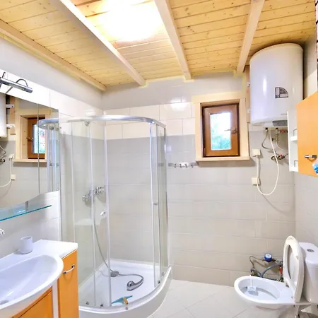 Tatil Evi Jeziorny Raj- Pod Lasem Z Widokiem Na Jezioro Pozezdrze