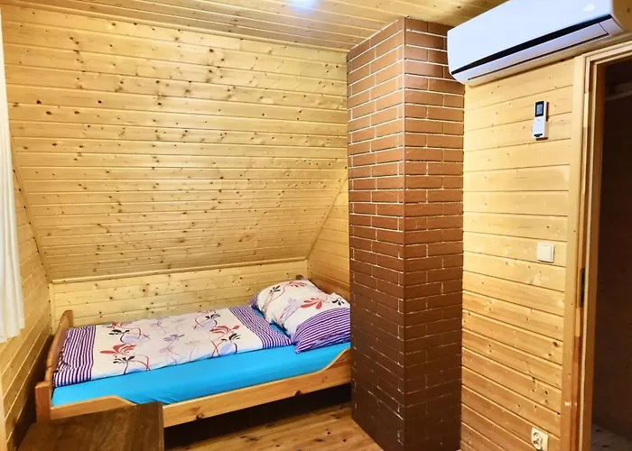 Holiday home Pod Lasem Pozezdrze